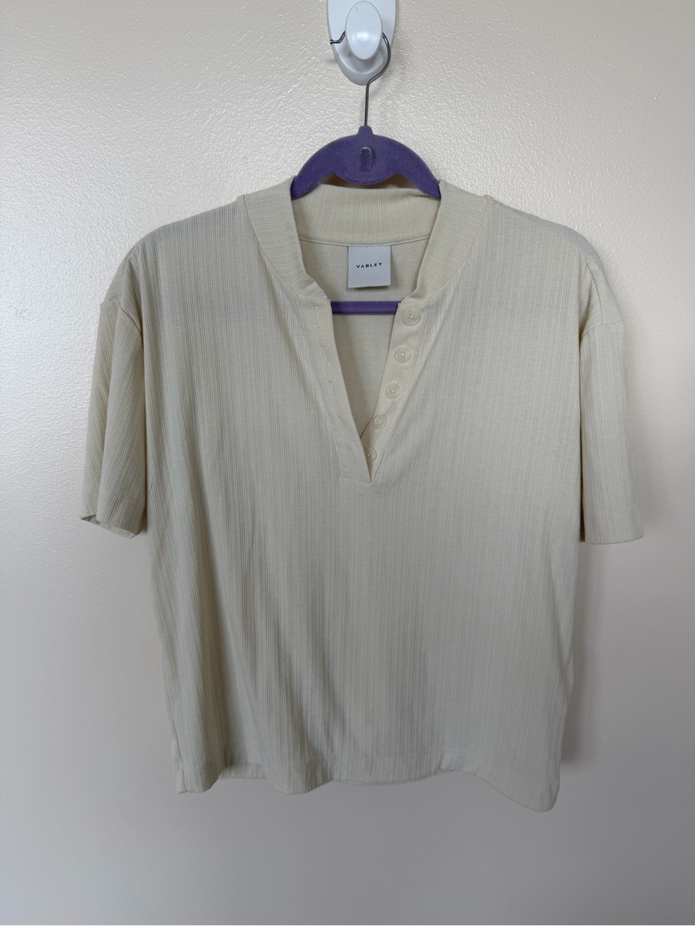 VARLEY Kasey Mock Placket Rib Tee in Cream